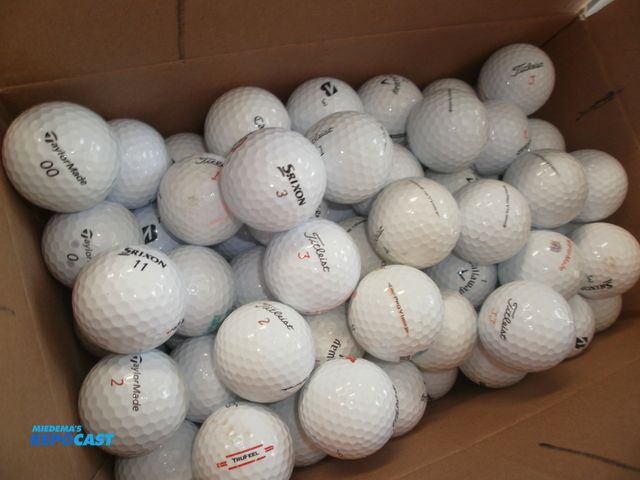 Lot 2-75413 - 100+ gold balls including Prov1, Prov1X, Callaway, Titleist, Bridgestone, Kirkland, Nike, Taylor Mad...