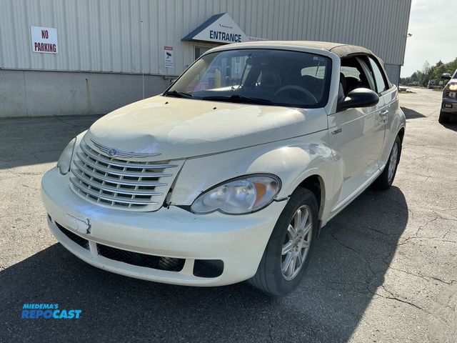 Lot 2-75242 - 2006 Chrysler PT Cruiser Base Convertible FWD