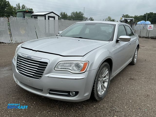 Lot 2-62612 - 2012 Chrysler 300 Limited Sedan RWD