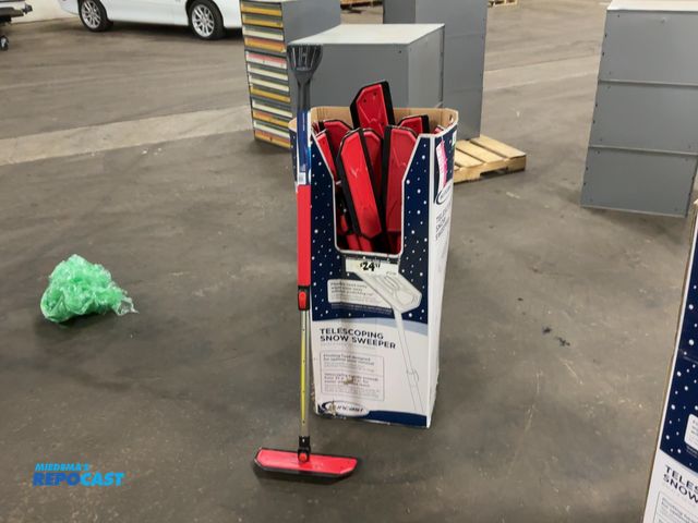 Lot 2-21537 - (14) New Suncast Telescoping Snow Sweeper, 35"-52" telescoping handle