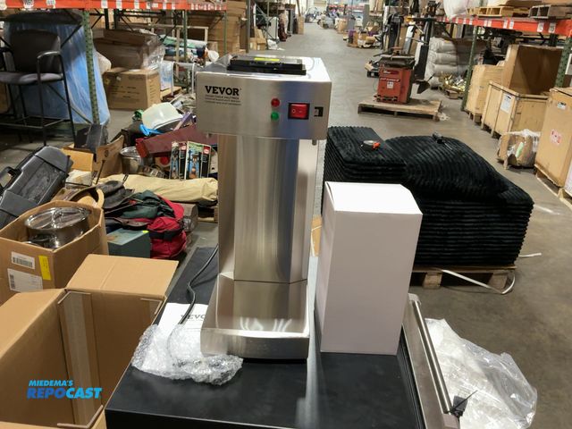 Lot 2-18873 - vevor coffee machine