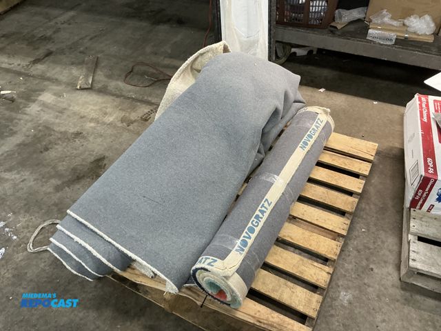 Lot 2-93522 - lot of (2) Novogratz rugs.