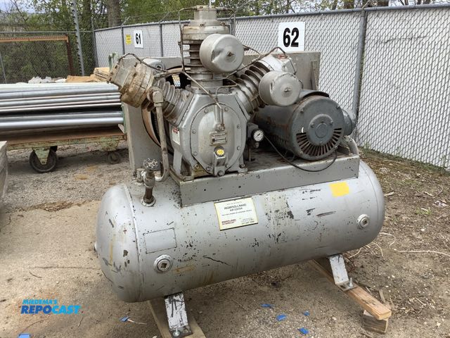 Lot 2-35028 - Ingersoll-Rand 25-E 25hp Air Compressor w/ Lincoln AC Motor