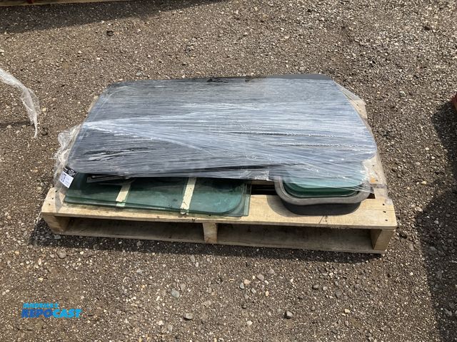 Lot 2-11078 - Lot of window glass for semi truck doors and sleeper cabs, used