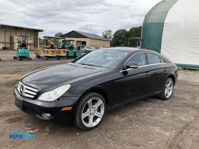 Lot 2-71540 - 2006 Mercedes-Benz CLS-Class CLS500 4-Door Coupe Sedan RWD