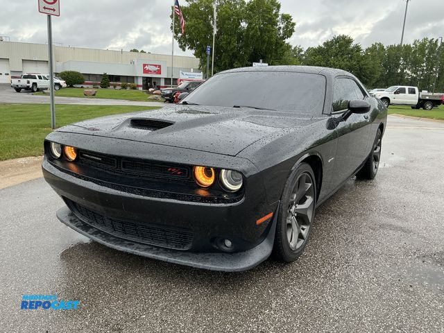 Lot 2-31431 - 2019 Dodge Challenger R/T Coupe RWD