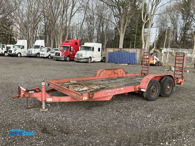 Lot 2-44999 - 2001 Cronkhite 2400EWA Equipment Trailer