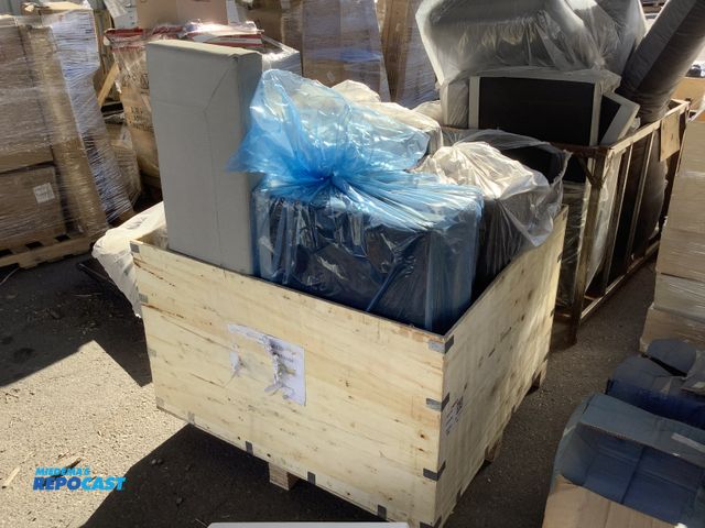 Lot 2-17434 - Crate of Various Size/Color RV Couch Cushions