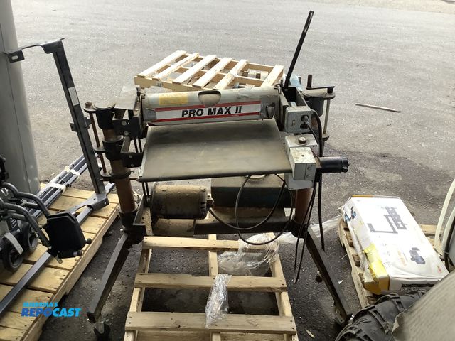 Lot 2-93403 - Performax Products Pro Max II 24” Drum Sander with 1.5HP Motor, 3450RPM, 1PH, 60Hz, 115/230V, 14.8/7...