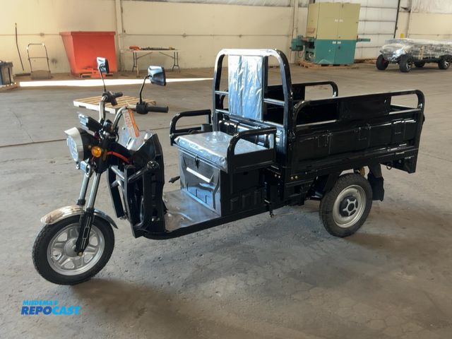 Lot 2-20134 - 2026 SDLANCH ET13 Electric Tricycle
