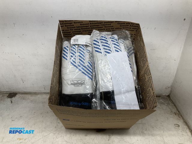 Lot 2-67067 - Hexarmor Hex1 2143 Winter leather high cuff ansi A3 cut and puncture resistance hand bump protection...