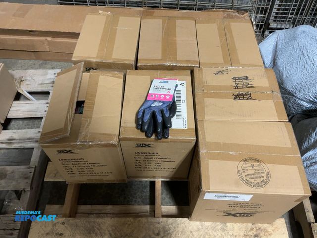 Lot 2-35831 - Lot of 7 Boxes of GRX Ladies Work Wear Gloves, 12 per Box, Various Sizes