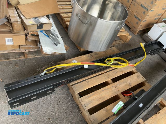 Lot 2-64463 - load bar with strap