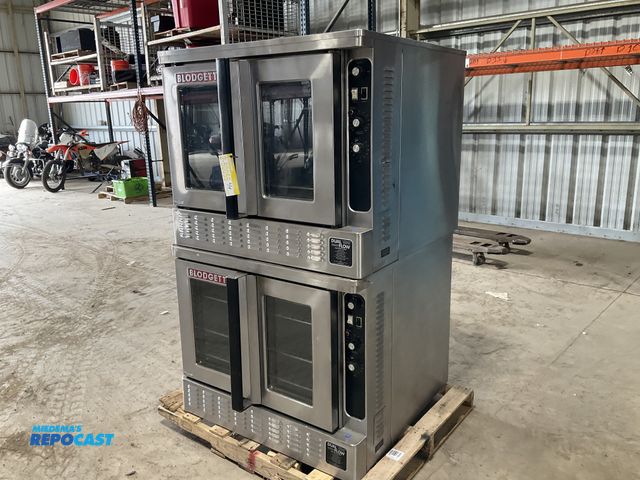 Repocast.com - Lot 2-50056 - Blodgett DFG 100/200 Stainless Steel ...