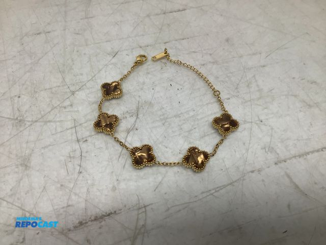 Lot 2-74109 - New Four leaf (brown/gold stone) clover, gold-toned chain station bracelet