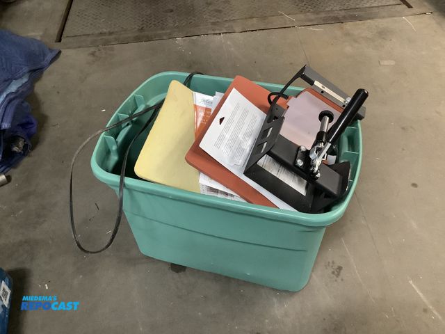 Lot 2-73445 - Digital control Combo heat press machine, 15”x11.5” mats, and jolee’s easy image transfer sheet pack...