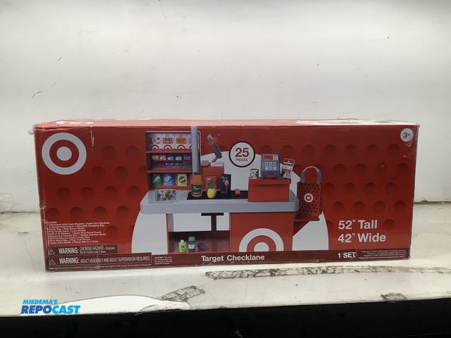 Repocast.com - Lot 2-22237 - Target Checklane 52” X 42”