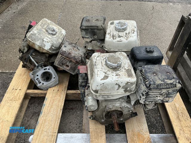 Lot 2-60972 - Lot of (3) Generators