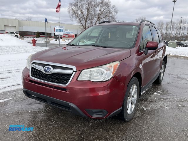 Lot 2-47596 - 2015 Subaru Forester 2.5i Premium Hatchback AWD
