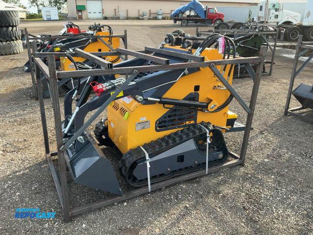 Lot 2-21629 - 2026 ZJG ZJ-380 Mini Skid Steer Loader