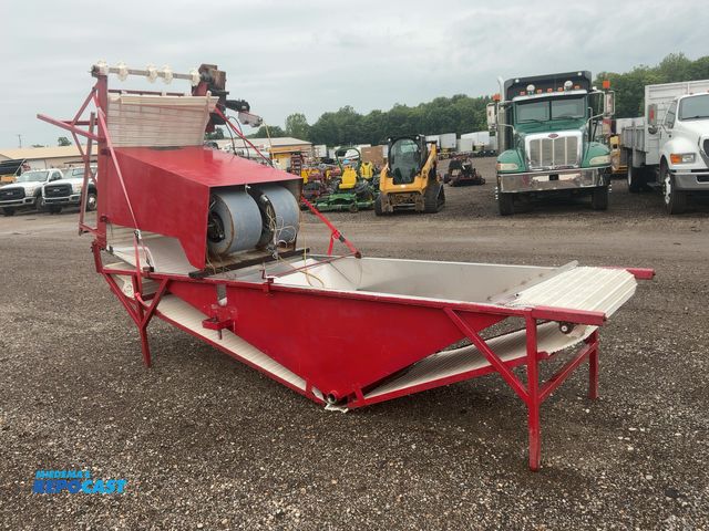 Lot 2-20016 - Berry Washing Conveyor System, was used for blueberries, 120 volt, adjustable conveyor speed, two sq...
