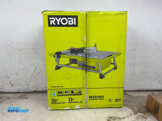 Lot 2-19635 - Ryobi 7" wet Tile Saw