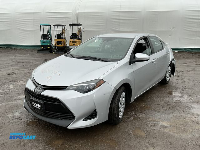 Lot 2-41967 - 2018 Toyota Corolla LE CVT Sedan FWD