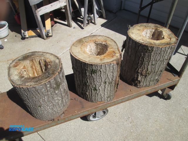 Lot 2-59064 - Lot of (3) large hollow logs - approx. 16" tall x 12" round w/ 6" round holes