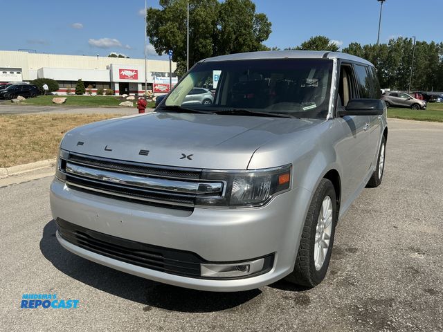 Lot 2-30321 - 2013 Ford Flex SEL SUV AWD