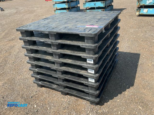 Lot 2-20619 - (8) Poly Skids, forkable from all sides, 48"x48"