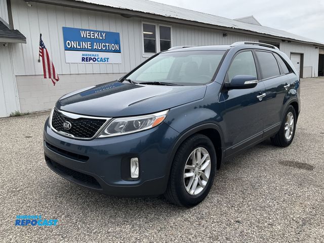 Lot 2-61539 - 2014 Kia Sorento LX 2WD SUV FWD