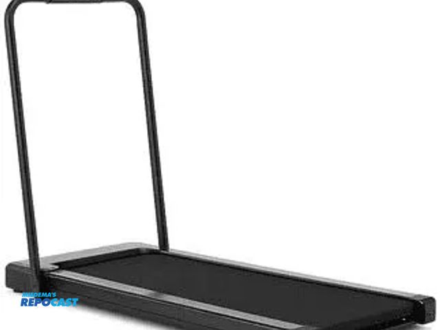 Lot 2-93958 - Walking Pad Treadmill