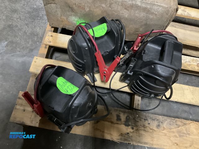 Lot 2-23038 - (3) Steelman JS-600 Jump Packs
