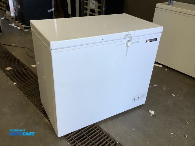 Lot 2-27630 - Duura DCF7 Chest Freezer