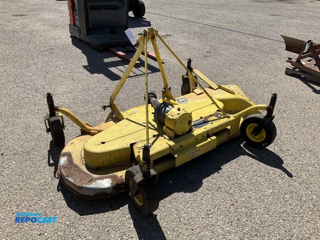 Lot 2-61269 - John Deere 272 Grooming Mower 6' 3-Point PTO Powered