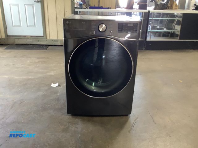 Lot 2-55267 - Scratch & Dent Gas Free Standing LG ThinQ DLGX4001B Dryer