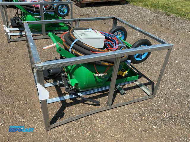 Lot 2-44559 - New JCT DB500 Dustless Blasting Unit, Includes SHWL Sand Blast Hose W.P. : 1.2 MPa, Approximately 53...