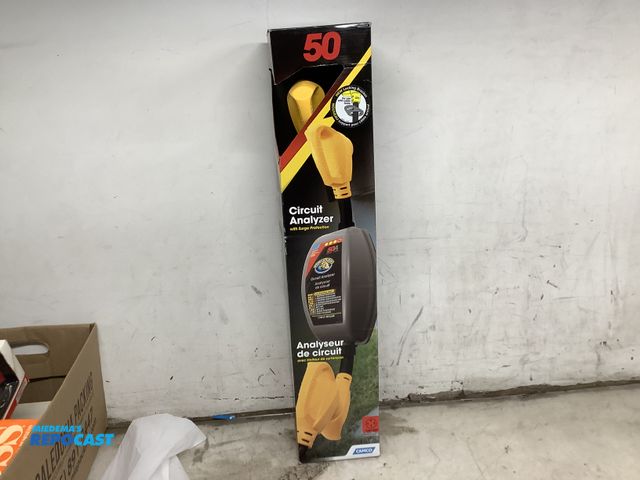 Lot 2-92304 - Camco 50amo Circuit Analyzer