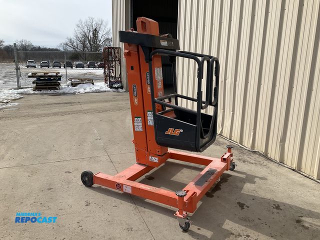 Lot 2-21215 - Liftpod by JLG FT70/FT140 Single Man Lift