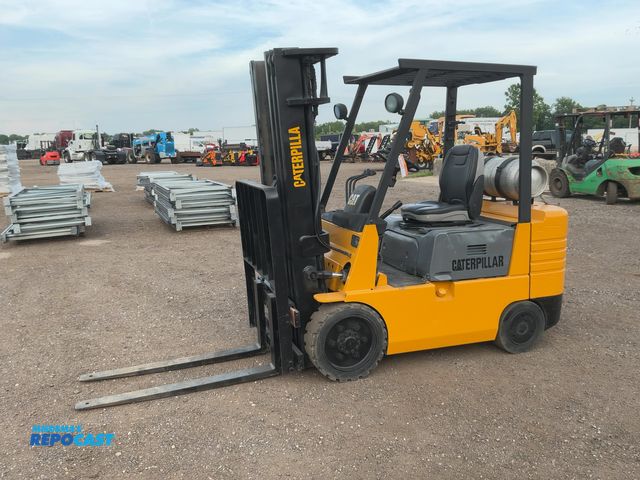 Lot 2-44447 - Caterpillar GC25 Forklift