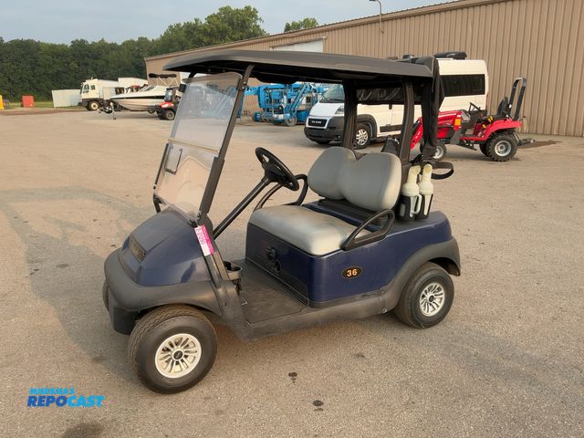 Lot 2-21290 - 2017 Club Car Precedent 48 Volt Electric Golf Cart