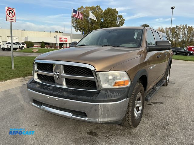 Lot 2-67220 - 2011 Dodge RAM 1500 SLT Crew Cab Standard Box Pickup Truck 4x4