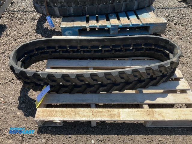 Lot 2-91985 - Lot of (1) Rubber Skid Steer Track 230 x 96 x 31 Skid Steer