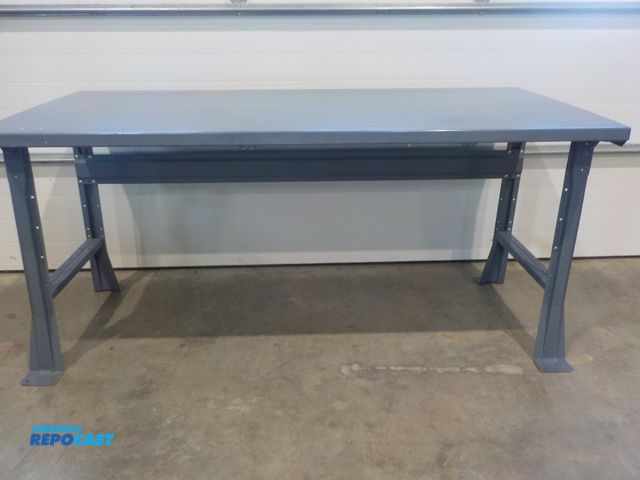 Lot 2-34087 - LYON steel work station. 72" w x 36" d x 34" h