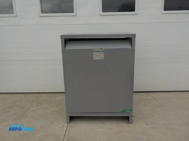 Lot 2-33521 - Hevi-Duty General Electric Transformer 150 KVA, 3 Phase, Approximately 600 Weight, 33'' x 21'' x 44'...