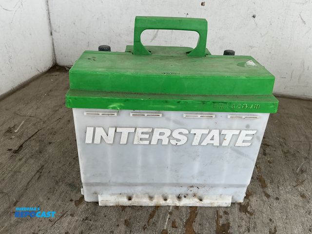 Lot 2-96586 - Interstate Automotive/Marine Battery
