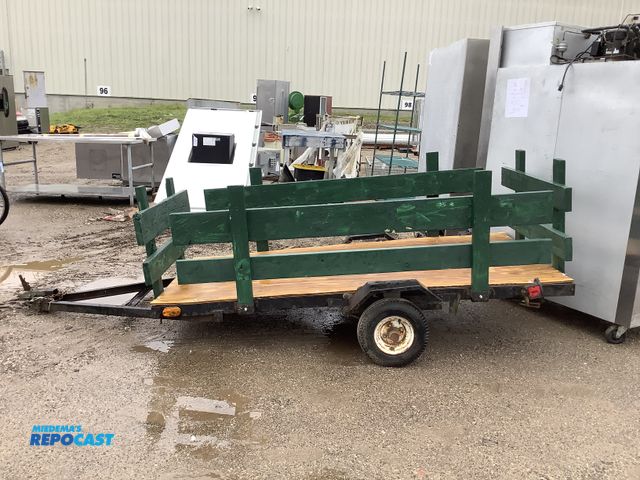 Lot 2-93926 - Utility Trailer