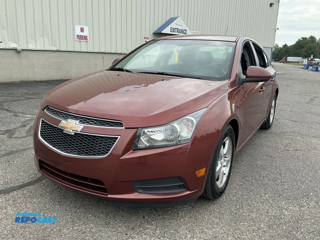 Lot 2-95935 - 2012 Chevrolet Cruze LT Sedan FWD