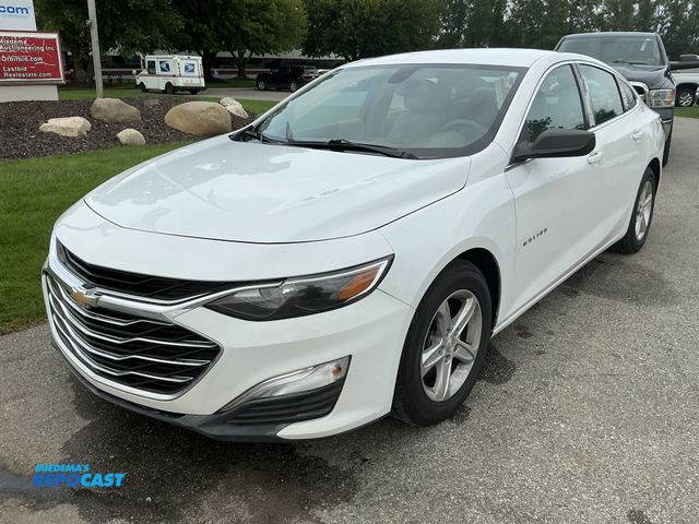 Lot 2-41132 - 2019 Chevrolet Malibu LS Sedan FWD
