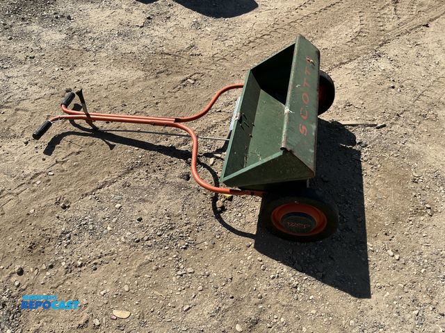 Lot 2-76747 - Green Scott seed spreader 2 wheels and pushing handle